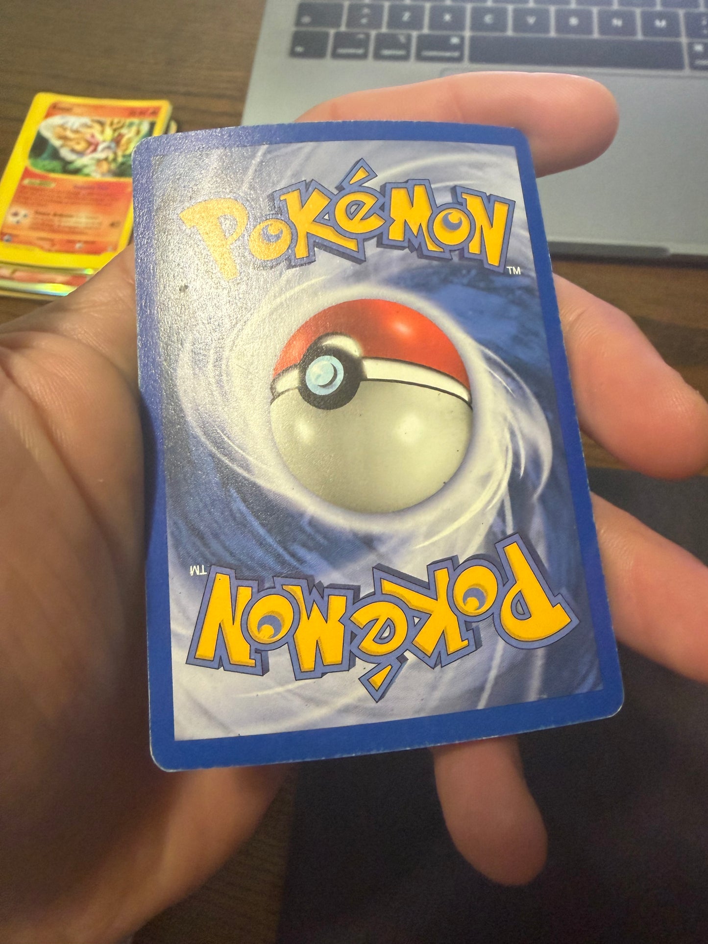 Hypno Reverse Holo (16/147)