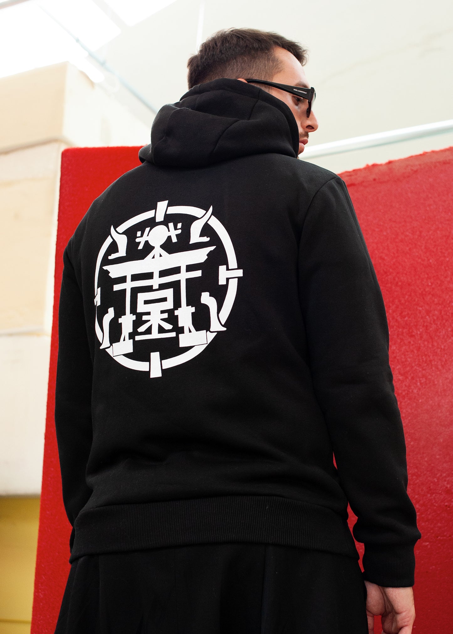 Hoodie Ikigai Torii - Nera