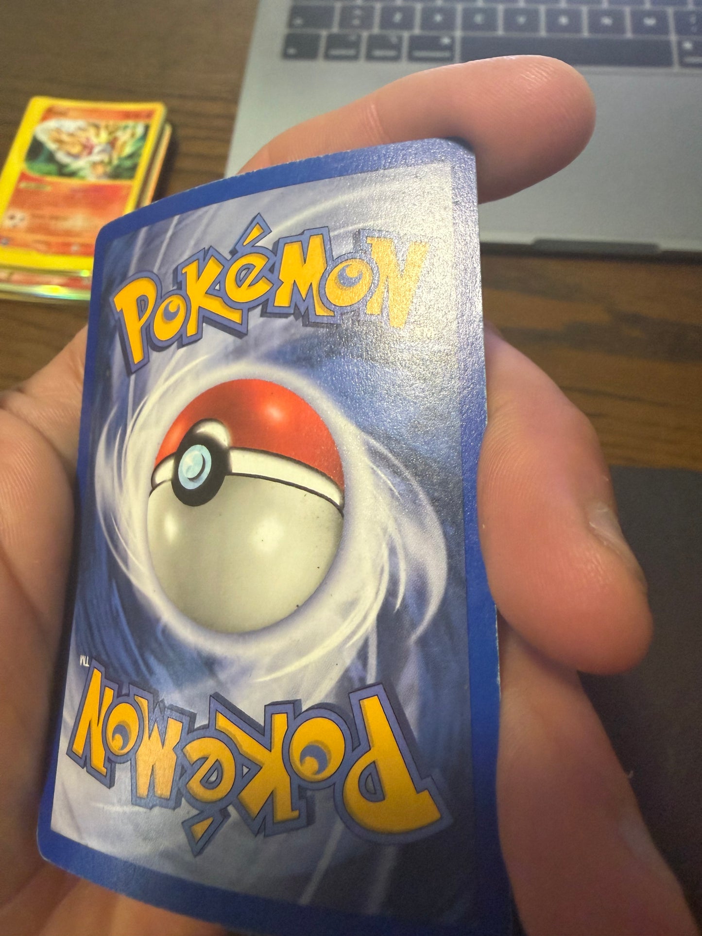 Hypno Reverse Holo (16/147)