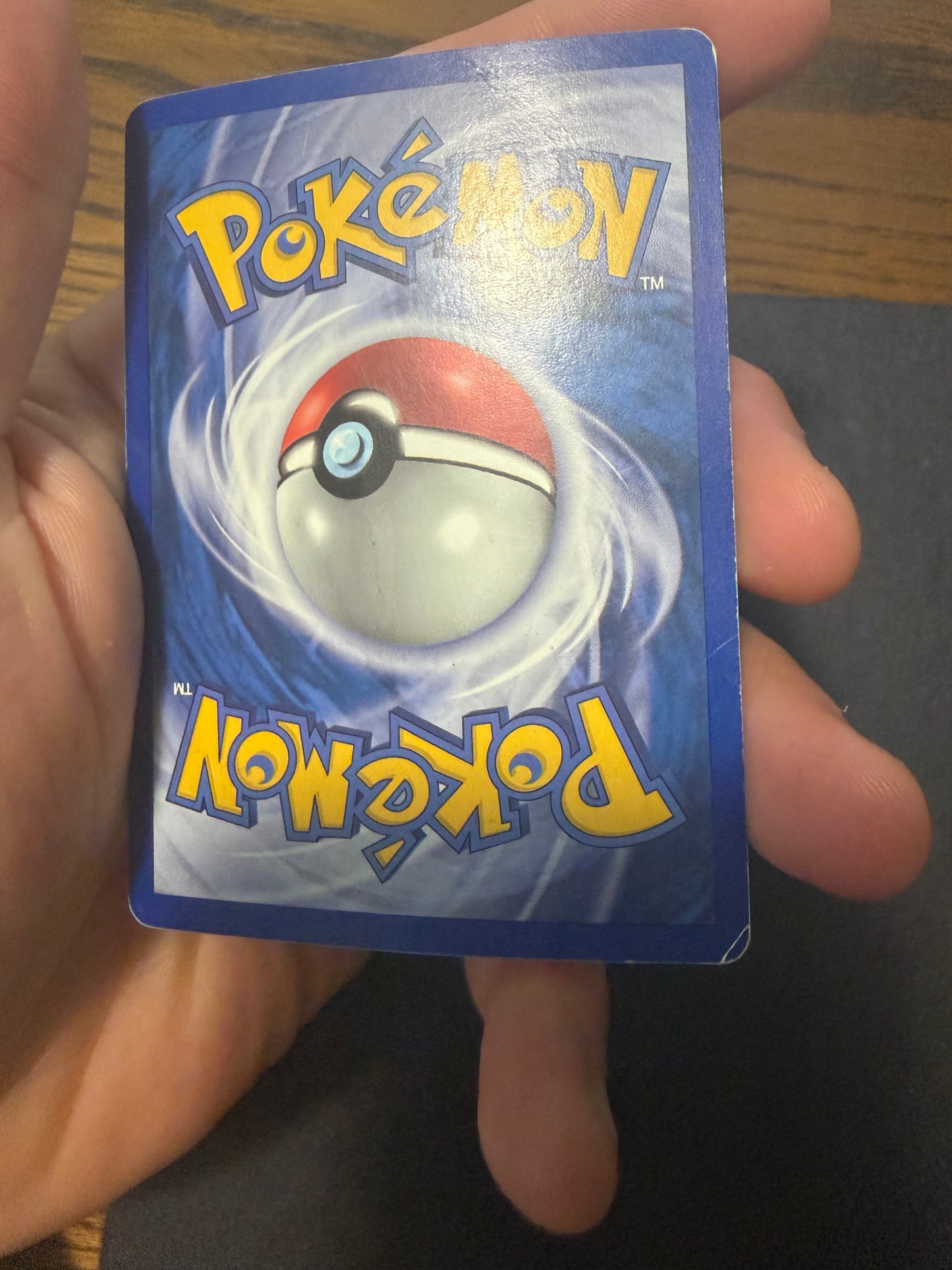 Entei (10/147)