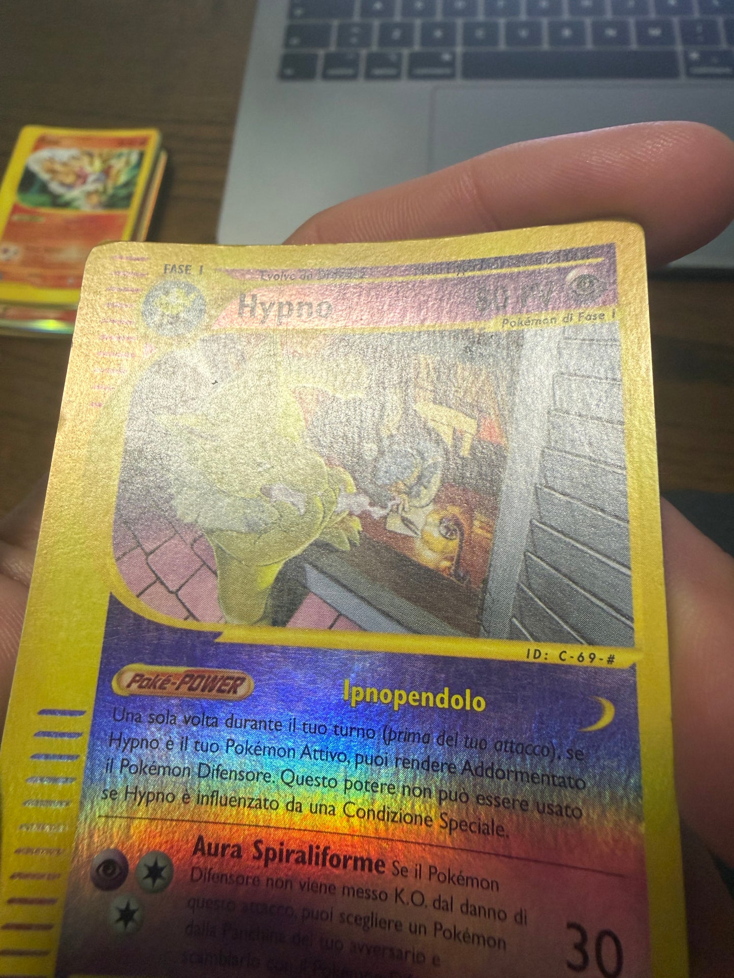 Hypno Reverse Holo (16/147)