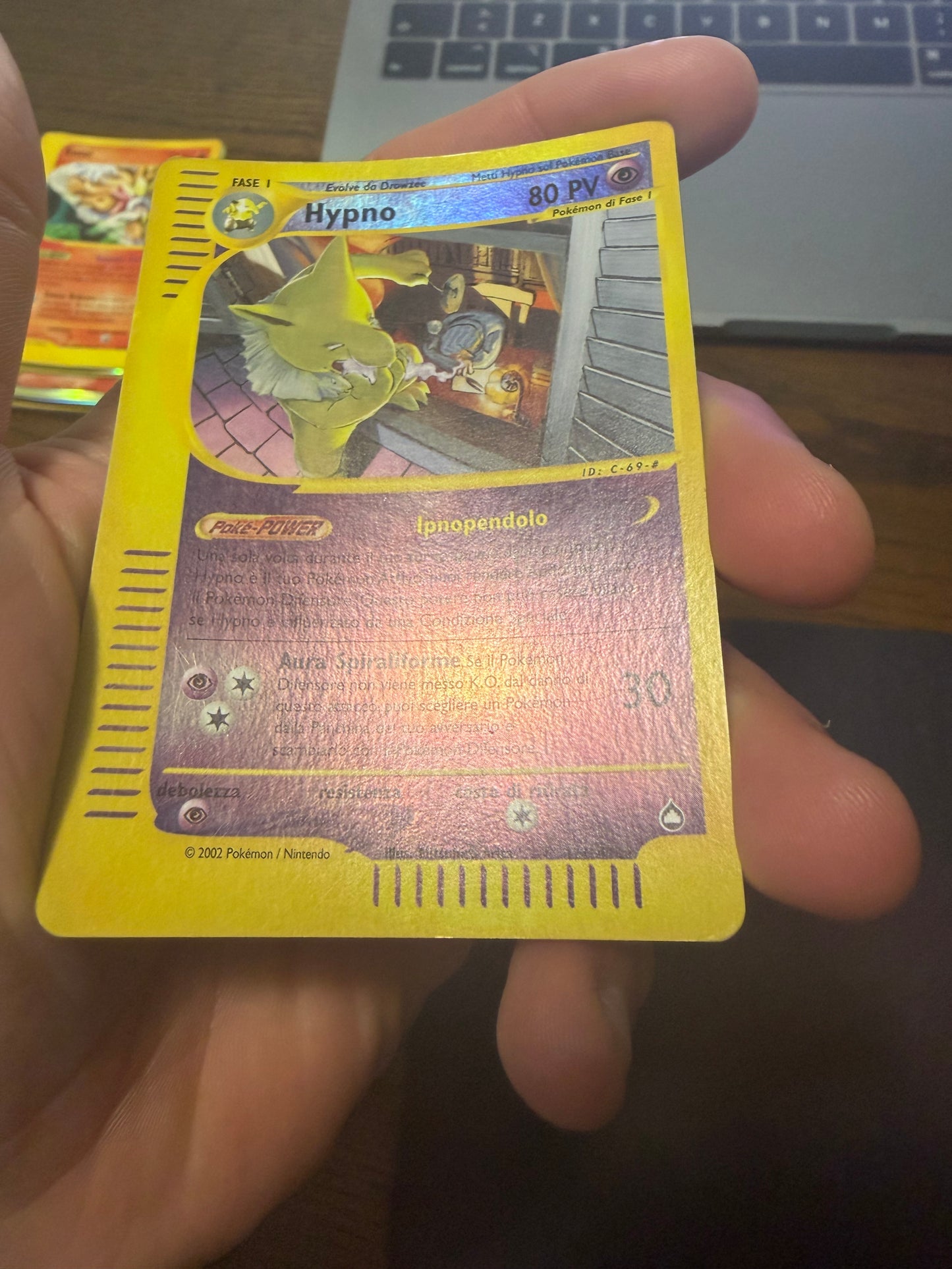 Hypno Reverse Holo (16/147)