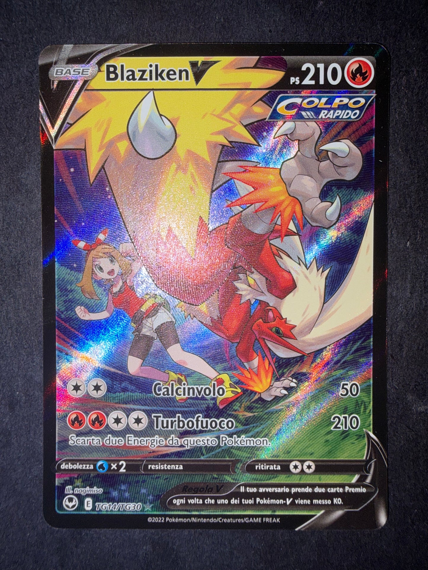 Blaziken V TG14/TG30