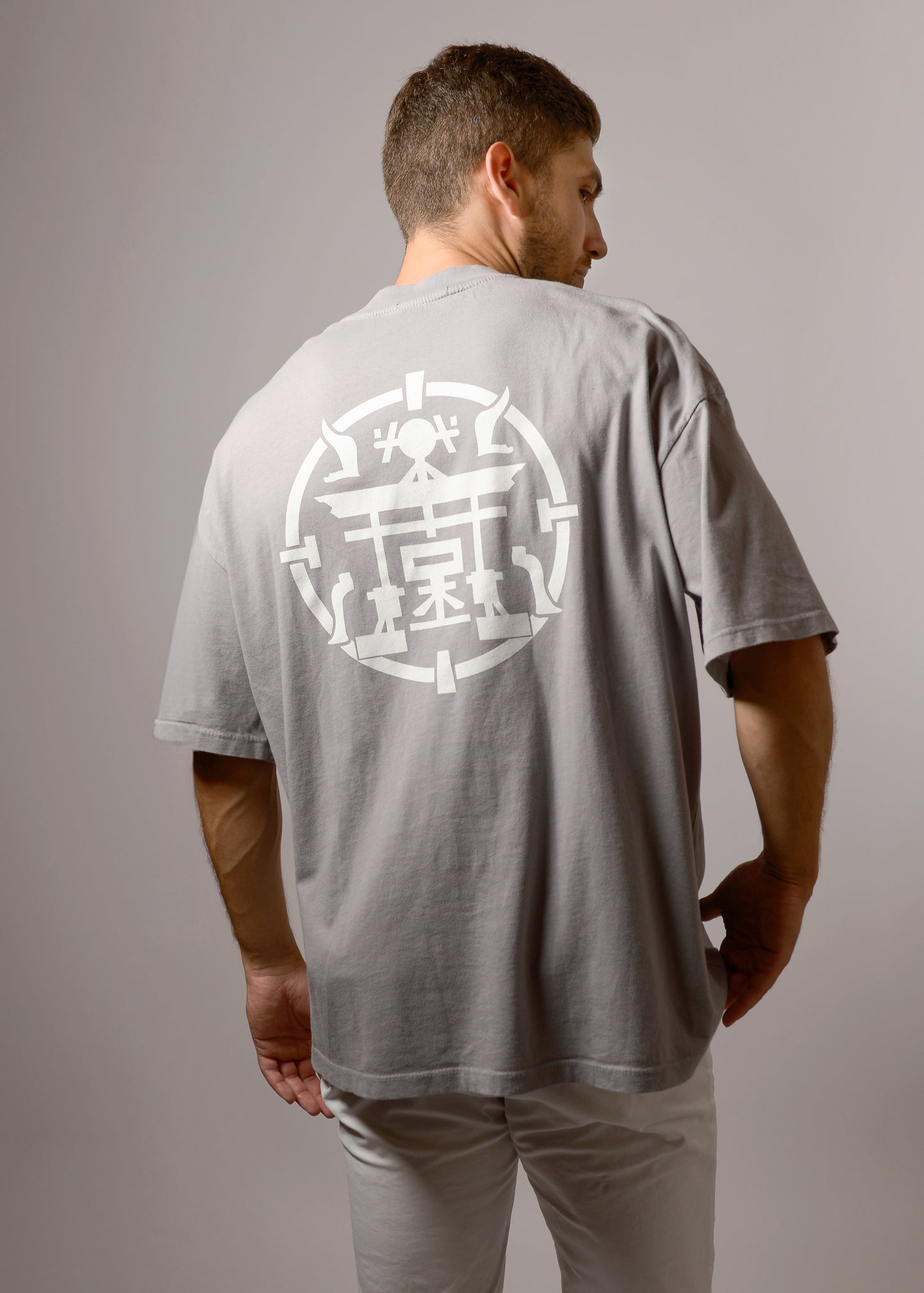 T-Shirt Over Ikigai Torii - Grigia