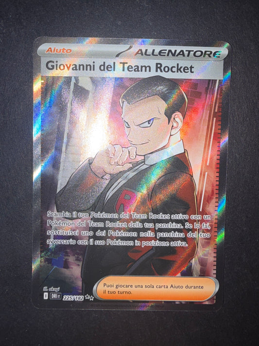 Giovanni del Team Rocket(Ultra Rare | 225/182)